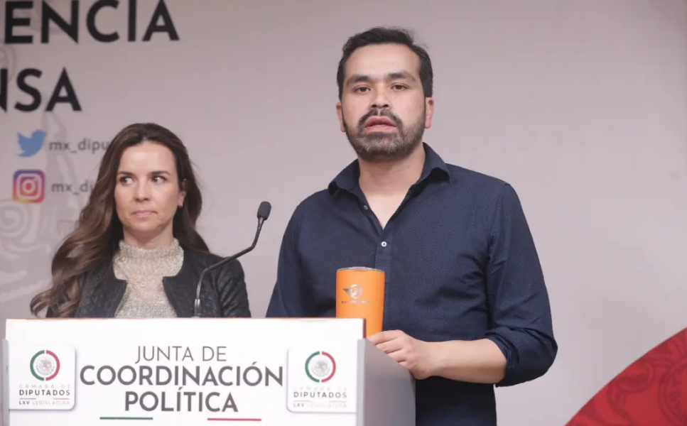 Excluyen a MC de la Comisión Permanente; Morena cede 3 diputados a PT para que tenga un representante más