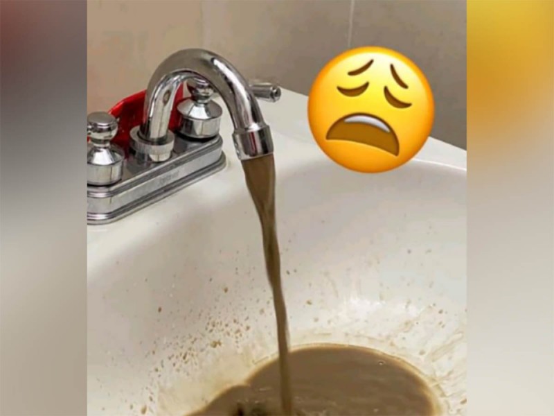 Peor que ‘agua de calcetín’… la que sale de llaves en El Carmen, NL