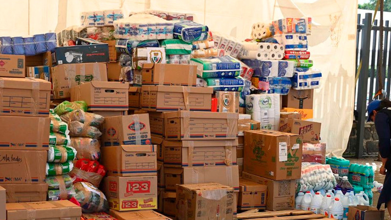 «La solidaridad universitaria en acción: La UNAM despacha 65 toneladas de alivio humanitario hacia zonas afectadas por inundaciones en cinco estados»